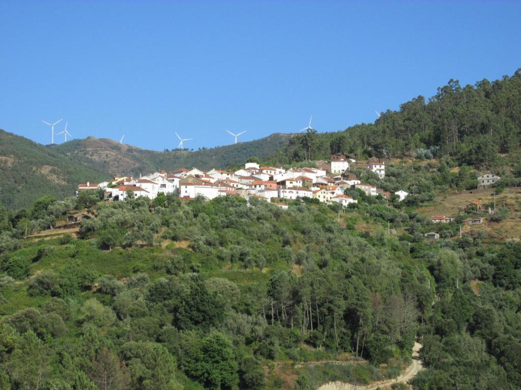 Alojamento Local De Pardieiros Hotel Avo Bagian luar foto